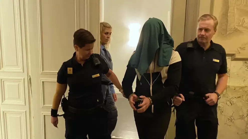 23-åring sköts – dröjde 22 minuter innan ambulansen kom fram